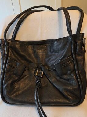 Wanderers Travel Co. Black Leather Shoulder Bag